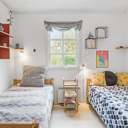Cozy In With Wifi Holiday home Stubbekobing